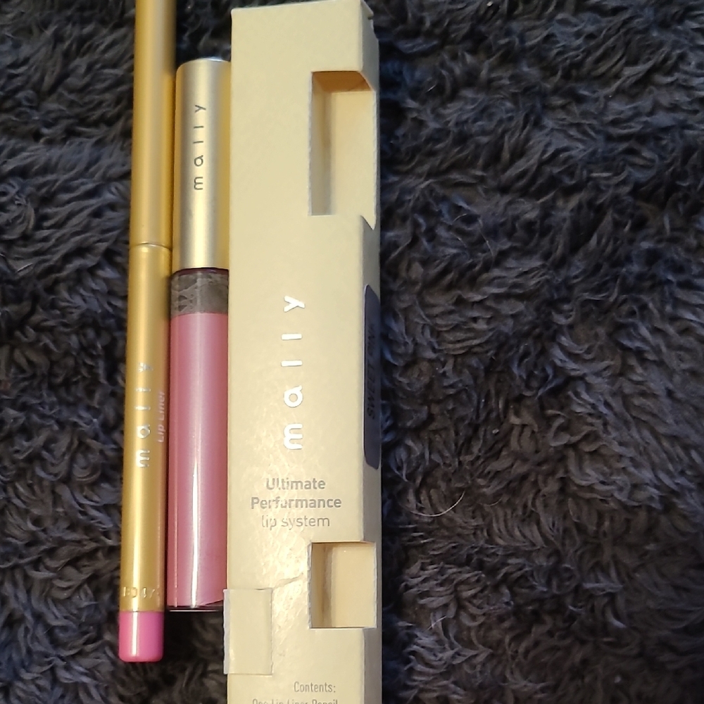 Mally Beauty Lipstick Set in Pink and Gold